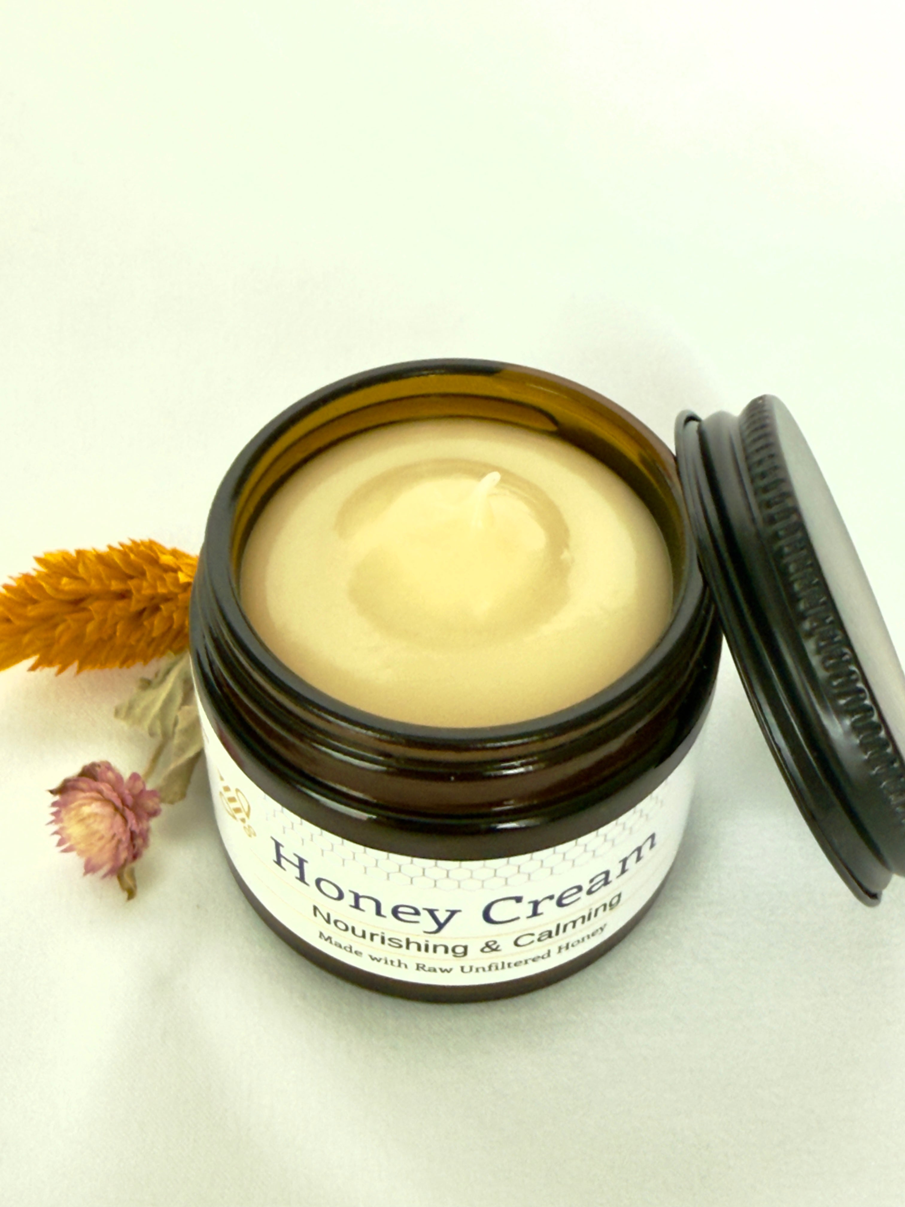 The Benefits of Honey Cream for Your Skin