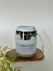 Natural firming cream in a jar that rejuvenate face and neck